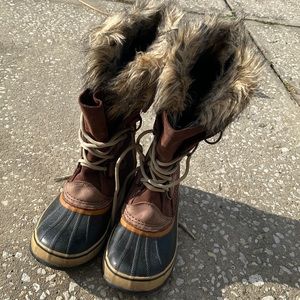 [Sorel] JOAN OF ARCTIC™ BOOT - LIKE NEW